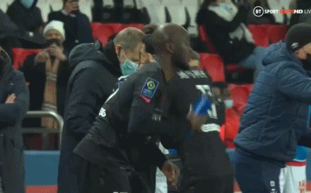 1642975572539035797.gif